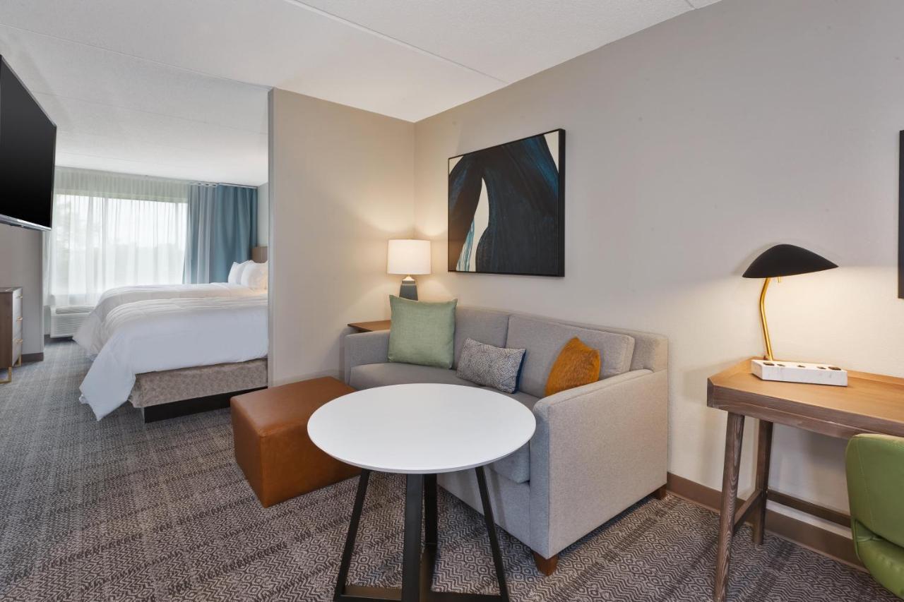 Staybridge Pittsburgh Airport By Ihg Hotel 3*